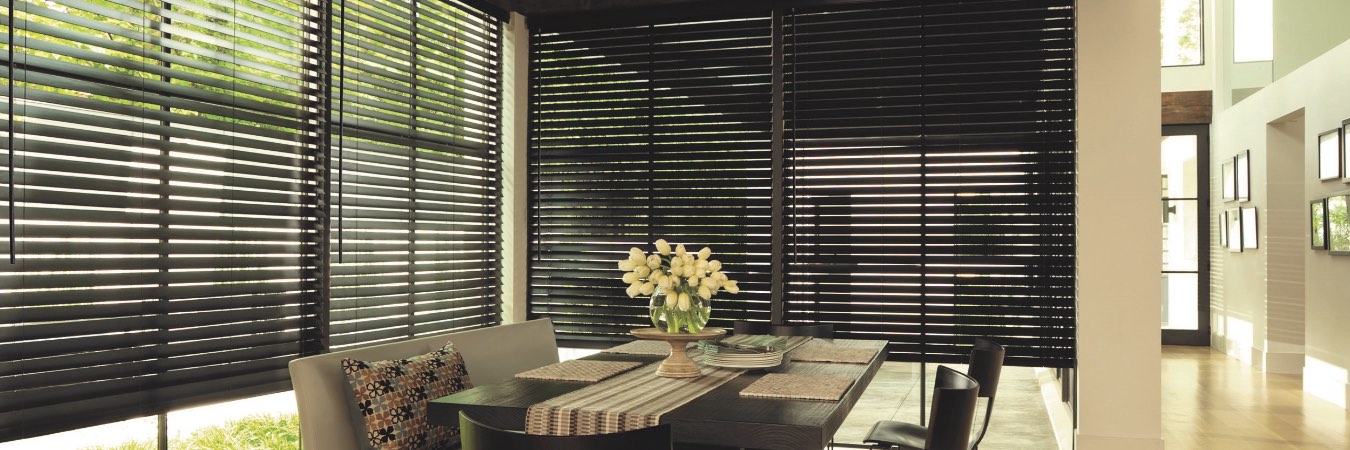 Dark blinds in kitchen