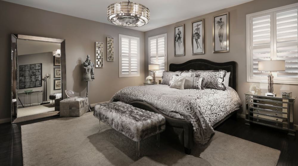 Photo courtesy of Room Resolutions www.roomresolutions.com Plantation shutters in a dining room