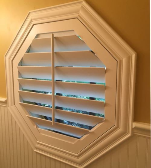 Octagon window in a bathroom Octagon window in a bathroom