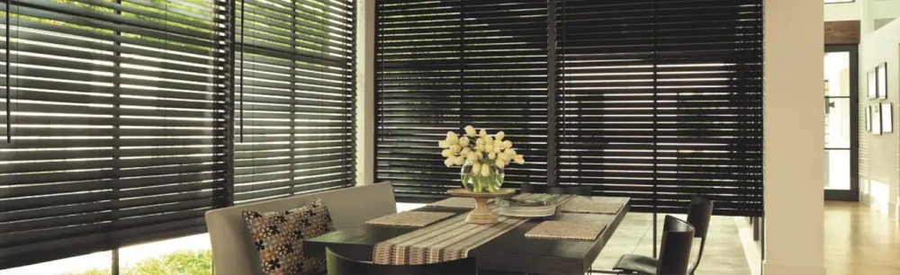 Dark blinds in kitchen